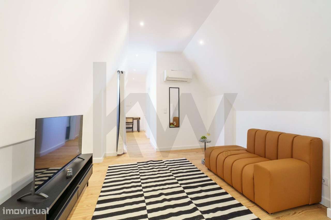 T1 NOVO NA PENHA DE FRANÇA - LUZ, DESIGN CONTEMPORÂNEO E VIDA NO CORAÇ - Grande imagem: 2/31