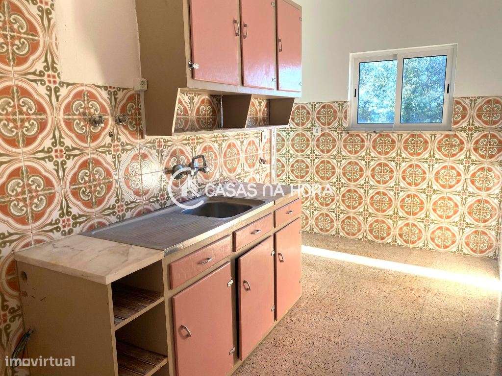 Apartamento T2 na Charneca da Caparica - Grande imagem: 5/18