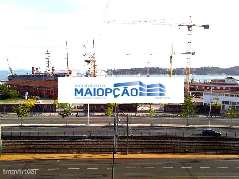 Edifício para reabilitar - Grande imagem: 2/3