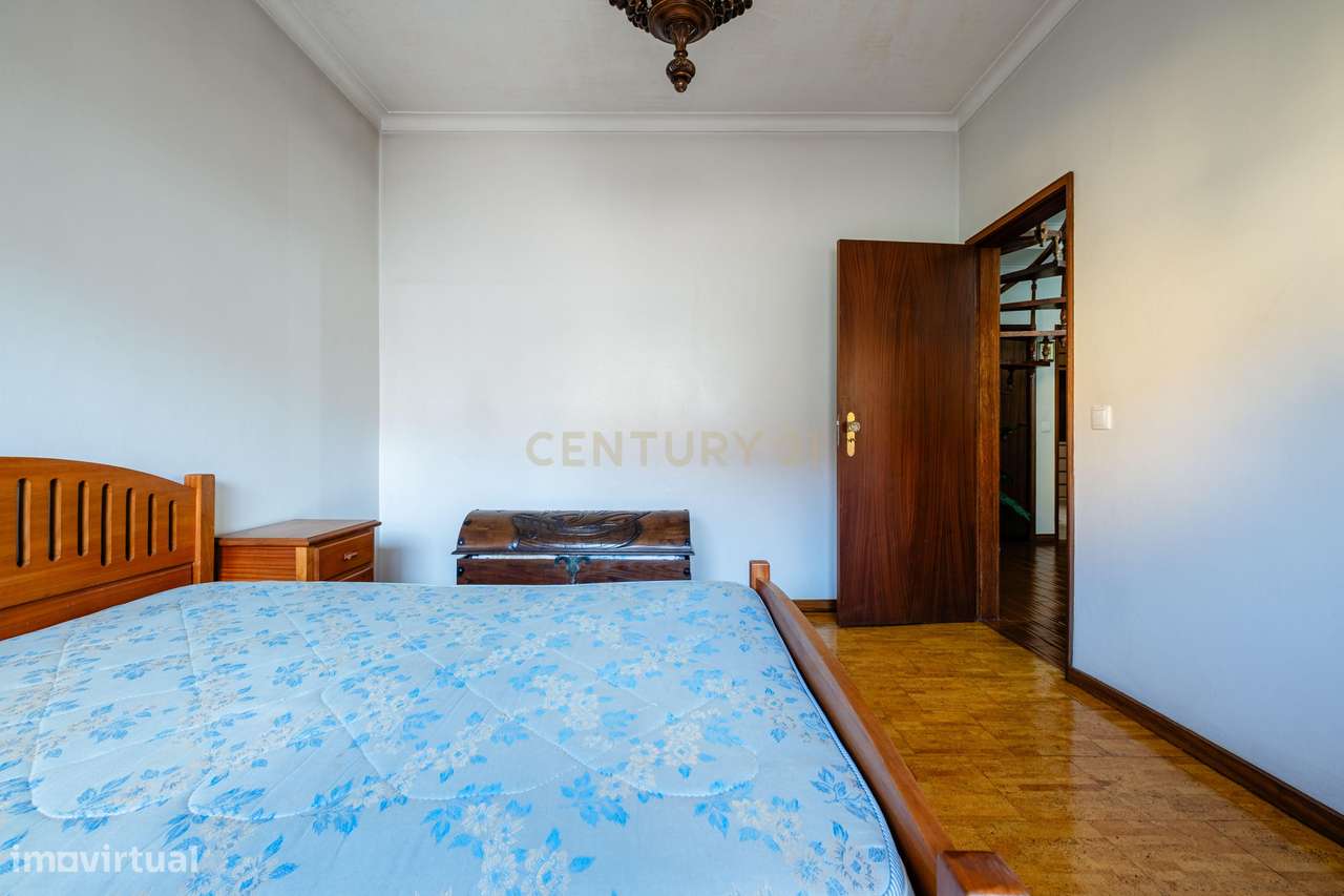 Moradia para recuperação em zona central de Rio Tinto-18