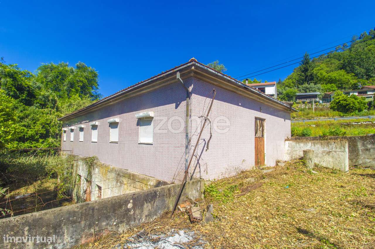 Quintinha para restauro em Vila Verde - Grande imagem: 2/15