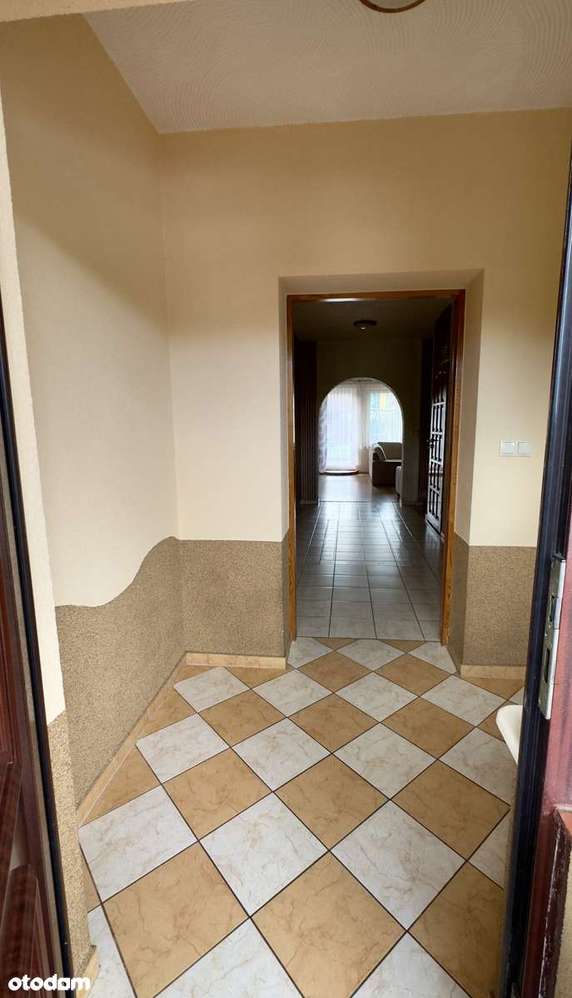 Przestronny dom z ogrodem w spokojnej i atrakcyjnej lokalizacji-Kalna - Pełny obrazek: 4/20