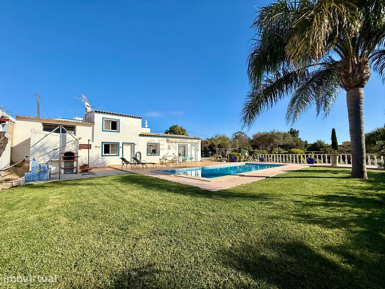 O seu refúgio de sonho no coração do Algarve, a poucos minutos da Prai-31