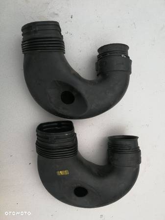 Dolot powietrza rura Passat B6 2.0 TDI 3C0129618D - 1