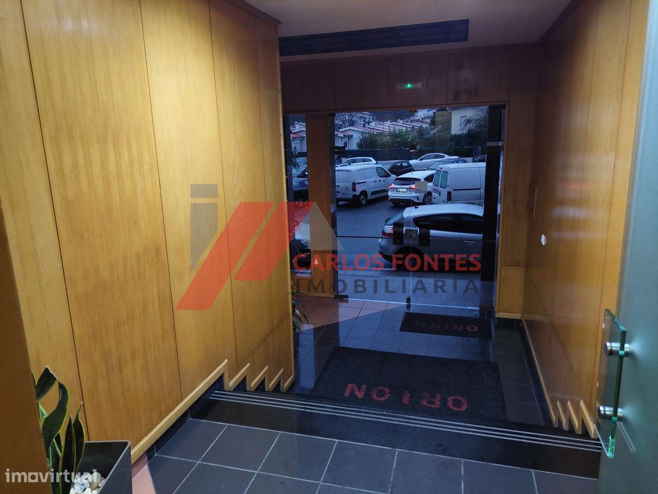 T2 renovado junto as Urgências com garagem - Grande imagem: 4/15