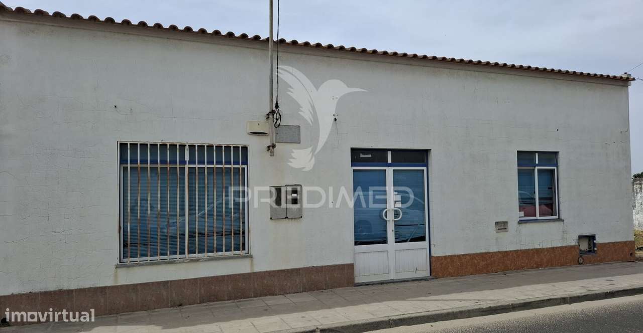 Armazém com Potencial para Moradia T3, Fazendas de Almeirim. - Grande imagem: 2/16