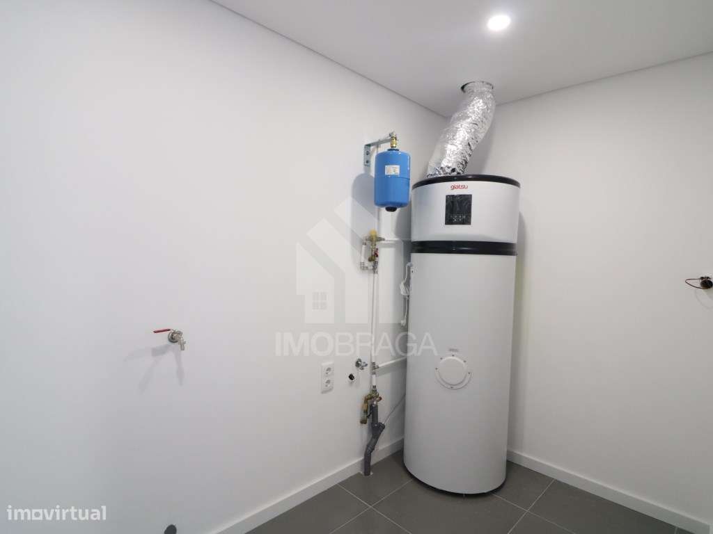 Apartamento T2 Novo, em São Vicente, Braga-13