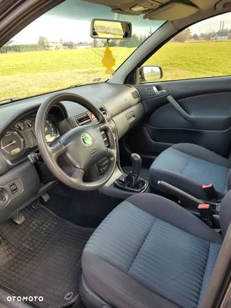 Skoda Octavia 1.9 TDI Tour - 3