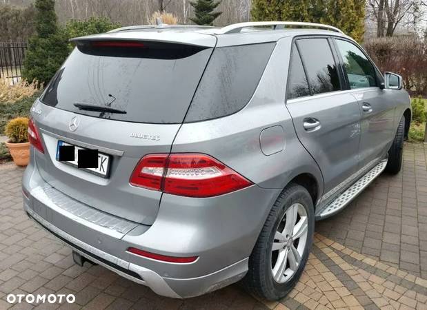 Mercedes-Benz ML 350 BlueTec 4-Matic - 2