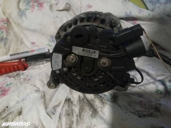 Alternator Citroen Berlingo 1.6 hdi 9646321880 C2 C3 C4 C5 1.6 hdi 2.0hdi 2.2 hdi Peugeot 207 407 - 1