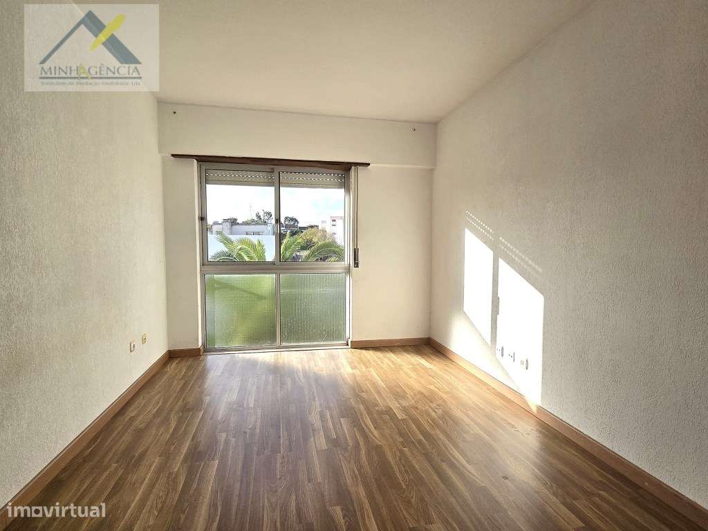 Apartamento T2 na Quinta de St. António em Setúbal-2