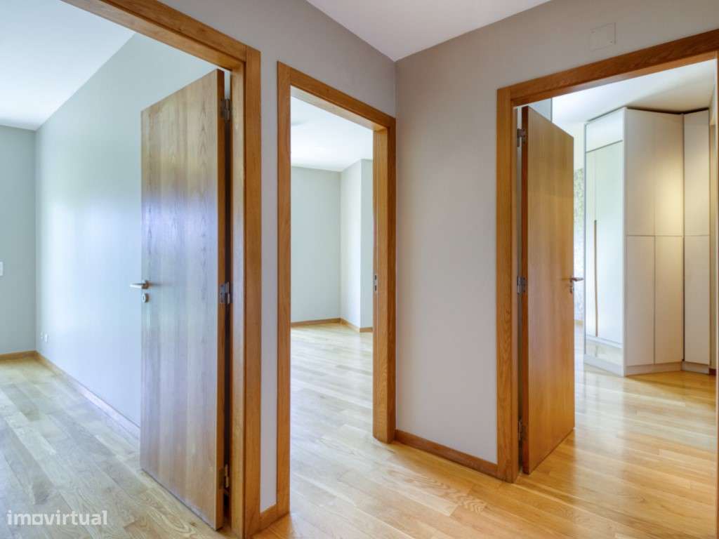 T3 com Box 2 carros e grande varanda - Colinas do Cruzeiro, Odivelas-19