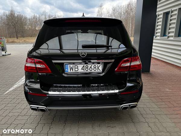 Mercedes-Benz ML 63 AMG 4-Matic - 14