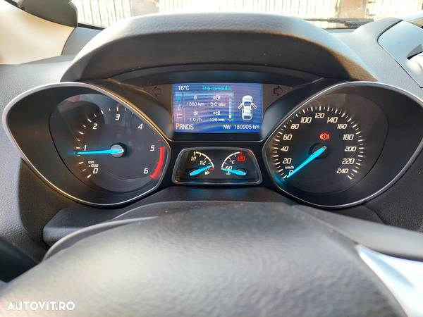 Ford Kuga 2.0 TDCi 4WD Powershift Titanium - 7