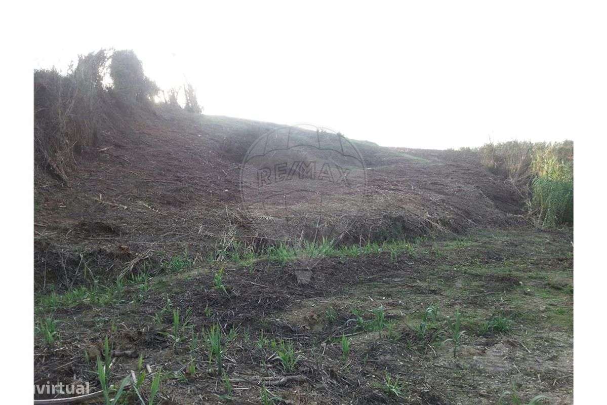 Terreno  para venda - Grande imagem: 2/4