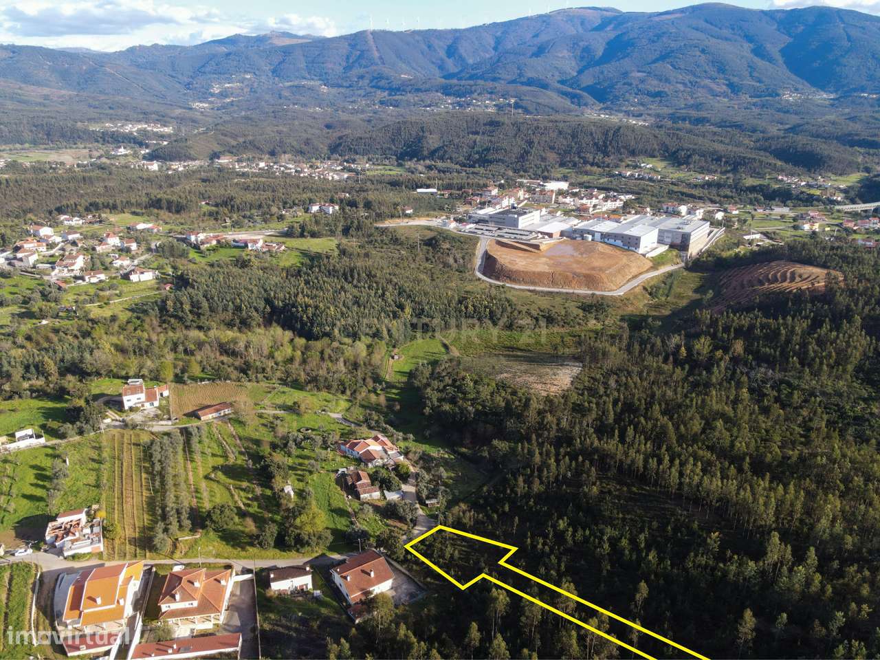 Terreno para construção - Localização Tranquila - Grande imagem: 4/8