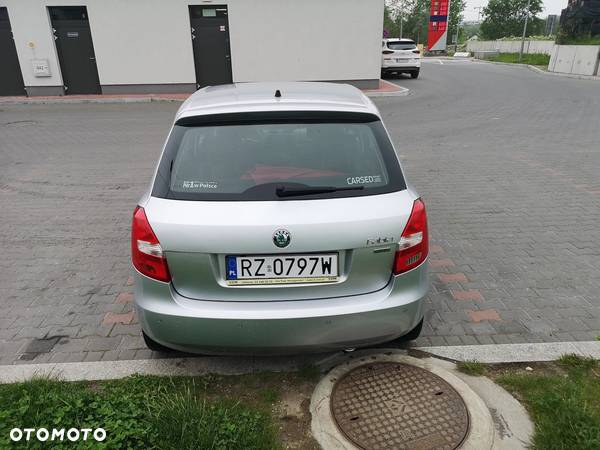 Skoda Fabia 1.4 16V Ambition - 4