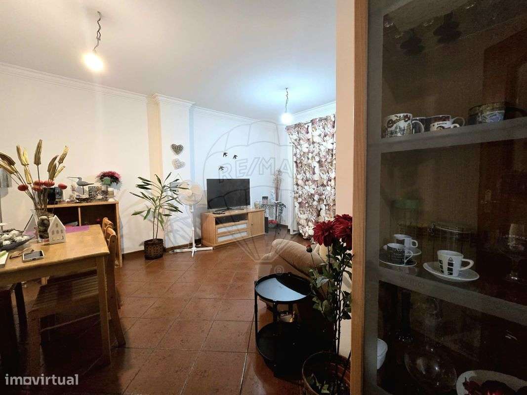 Apartamento T2 para venda - Grande imagem: 2/11