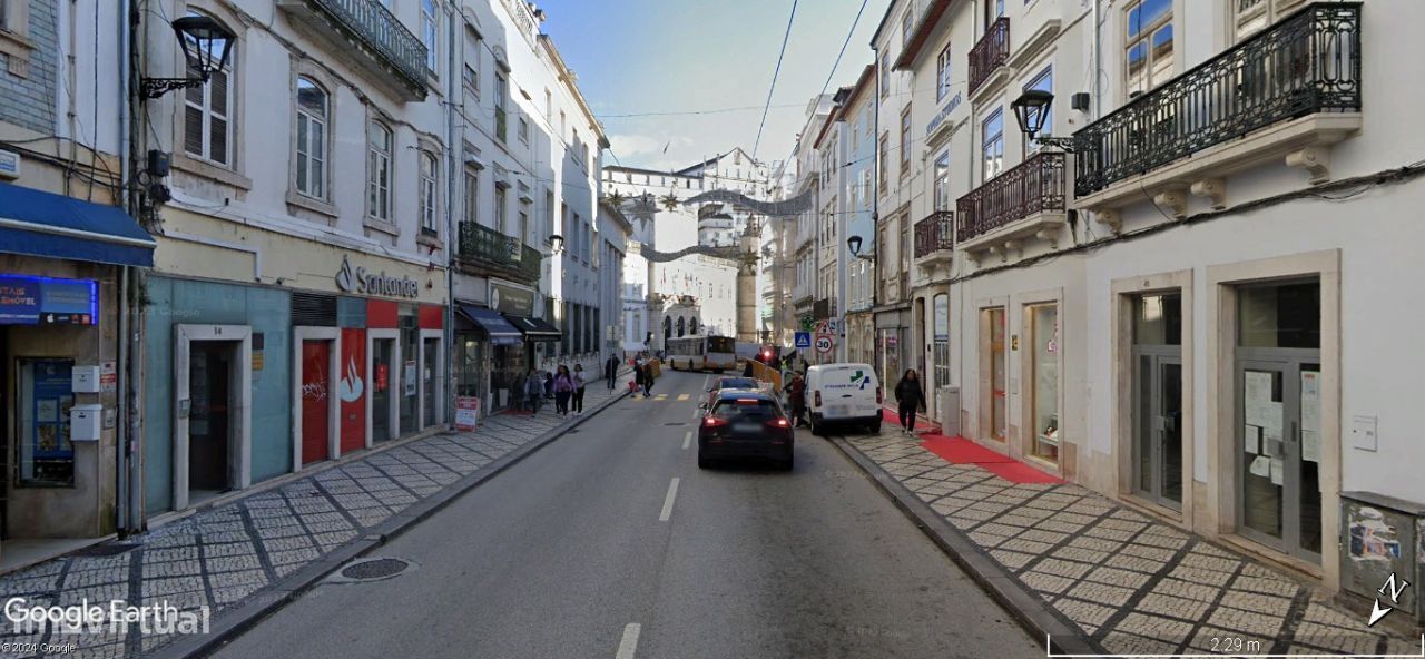 Loja com 314 m2 na melhor localização da Rua da Sofia, Coimbra