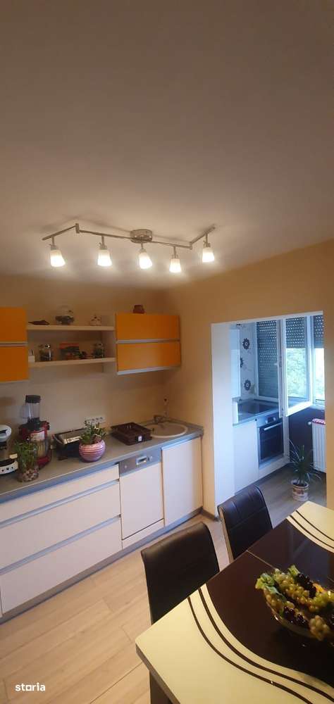 Comision 0! Ap cu 3 camere decomandat, 66mp, Et. 3/4, Torontalului VOX-11