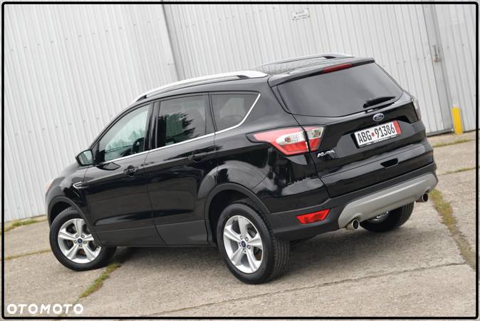 Ford Kuga 2.0 TDCi AWD Titanium - 26