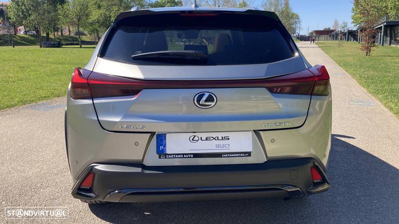 Lexus UX 250h Sport (Ecrã 12.3) - 5