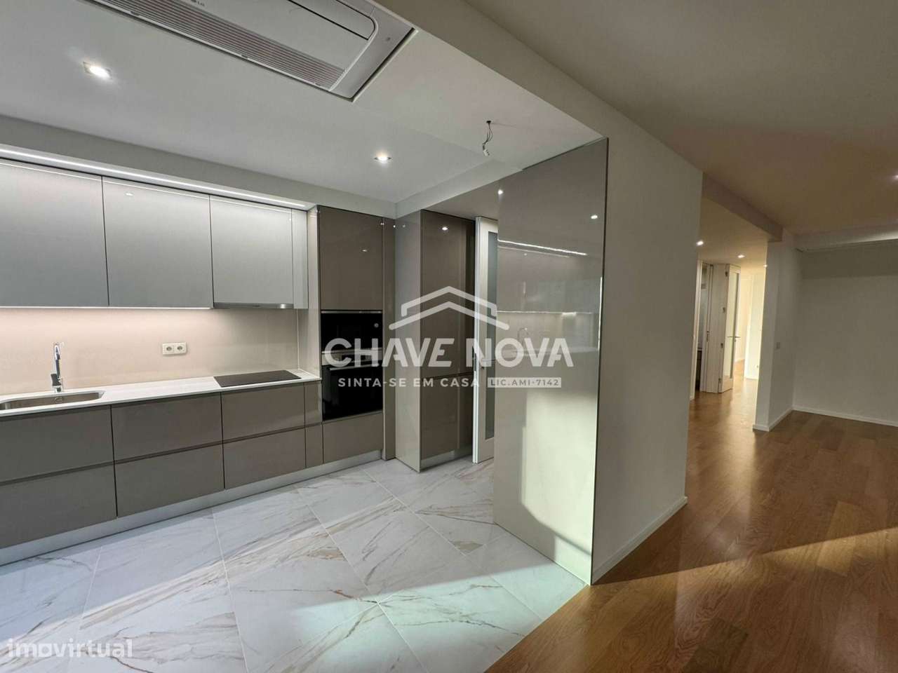 Apartamento T3 c/ terraço Novo Cidade da Maia - Grande imagem: 2/19