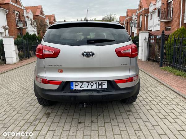 Kia Sportage 2.0 CRDI XL - 2