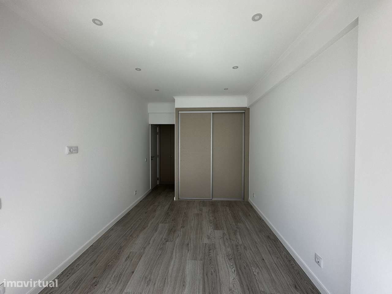 Fantástico T3 na melhor zona da Damaia - Grande imagem: 4/9