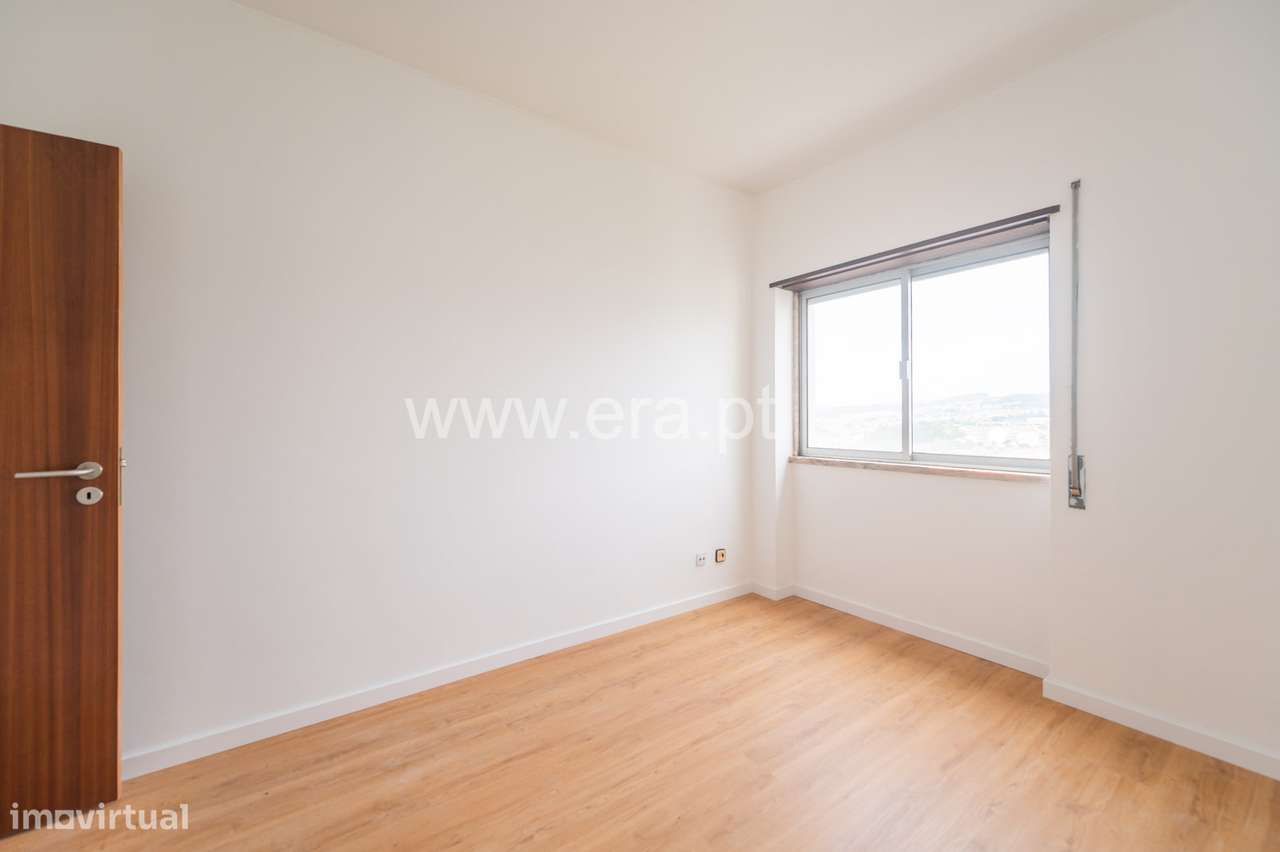 T2 - Jardim do Sol, Odivelas com lugar garagem-5