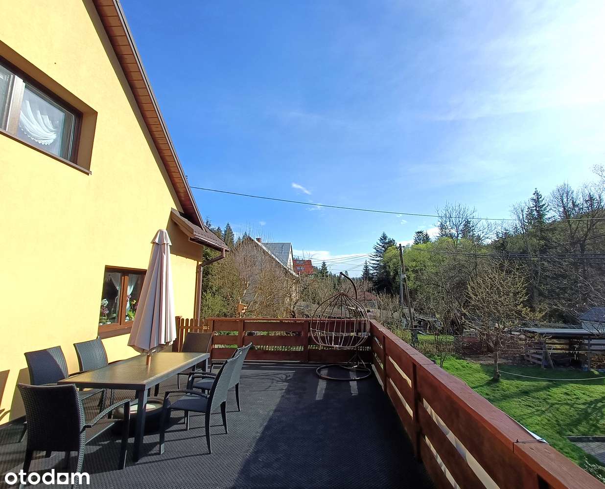 Piękny dom z dużym tarasem, dostępny od zaraz!-15