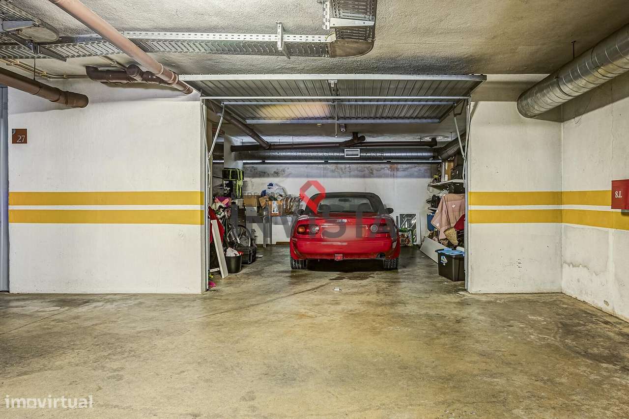 Apartamento T4 com 202,05m2 no Condomínio Fechado OMNIA IV-26