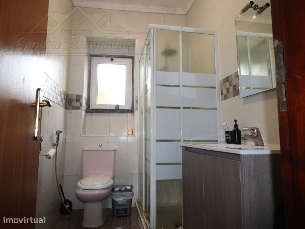 Apartamento T2 com terraço-14