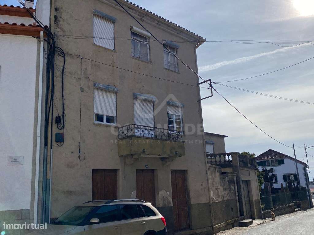 Moradia independente com 500 m2 área bruta-17