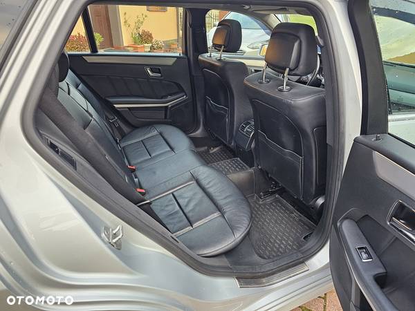 Mercedes-Benz Klasa E 220 T CDI DPF BlueEFFICIENCY 7G-TRONIC Avantgarde - 18