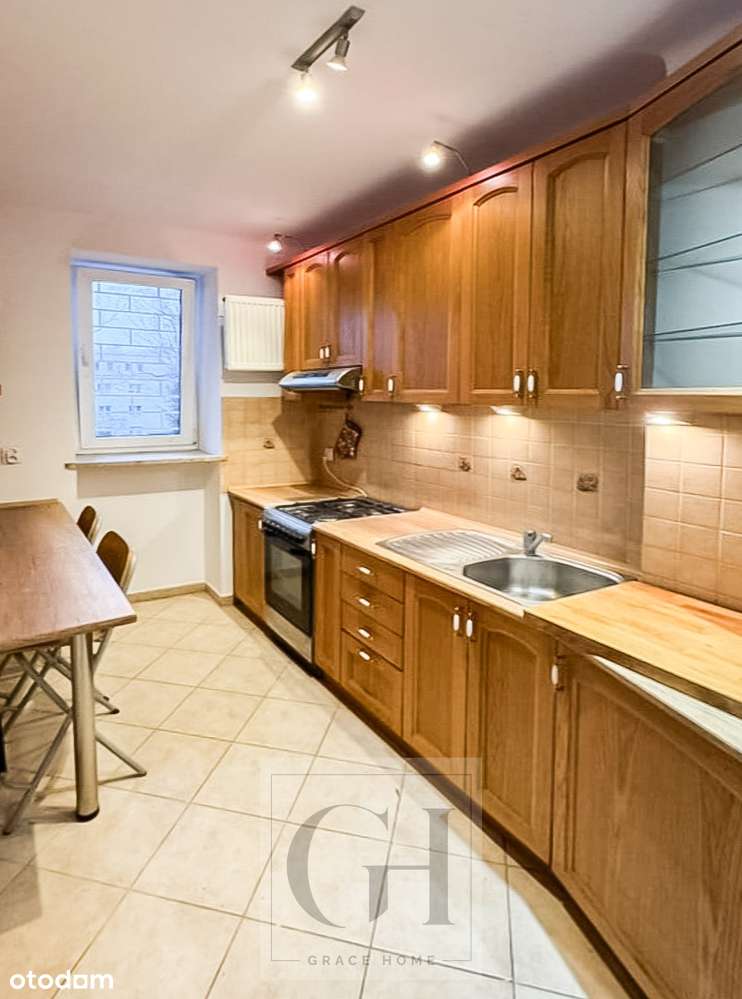 Świetne 2 pokoje z oddzielną kuchnią na Woli-3