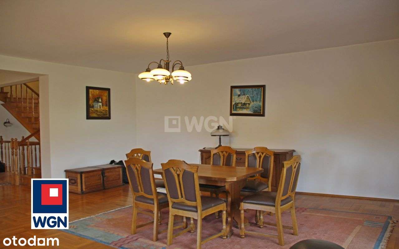 Imponujący dom w spokojnej okolicy-6