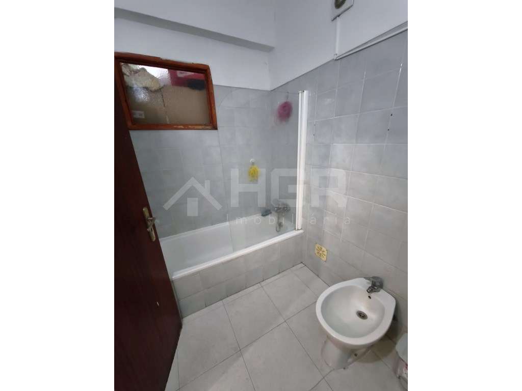 T2 | BOAS ÁREAS | 2 VARANDAS | LOCALIZAÇÃO CENTRAL | ALTO SEIXALINHO-21