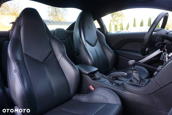 Peugeot RCZ 2.0 HDi FAP 165 - 24