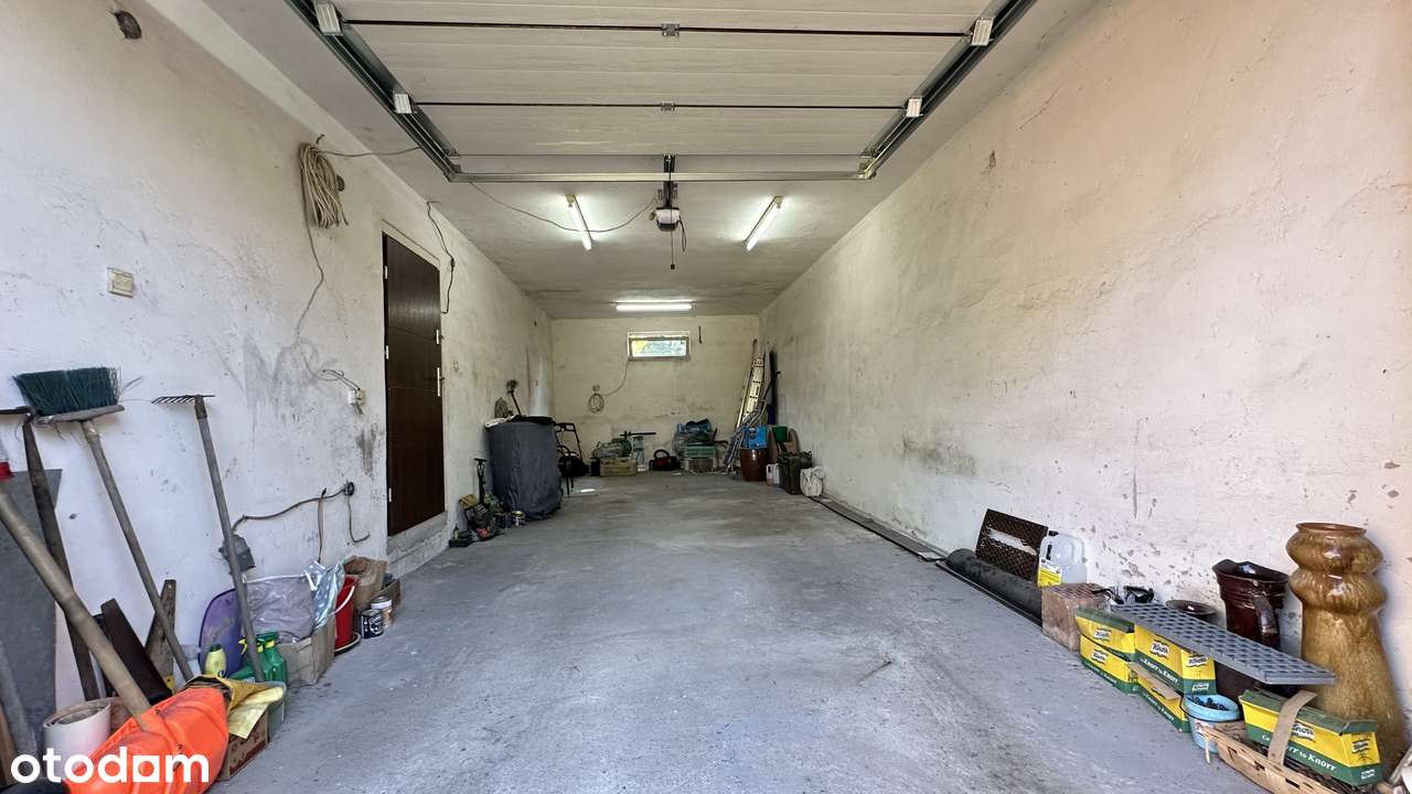 Pół bliźniaka 108 m kw z tarasem, pięknym ogrodem, piwnicą i garażem.-18