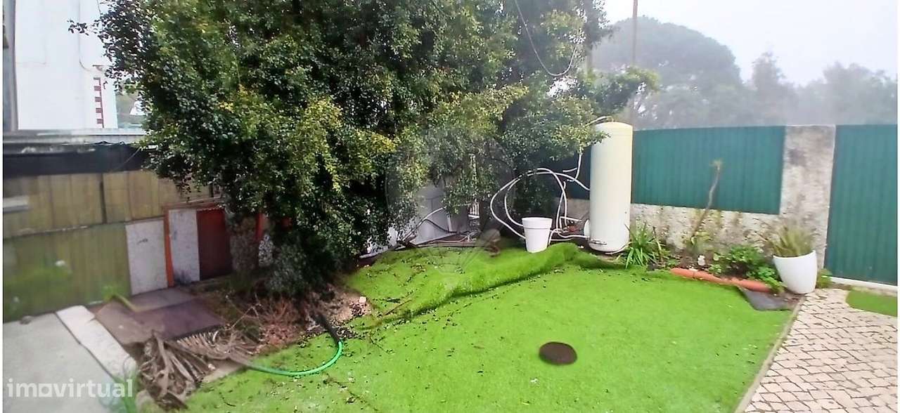 Moradia T2 para venda - Grande imagem: 2/5