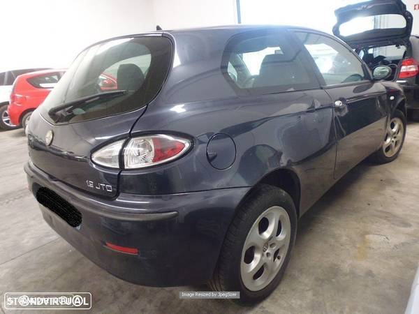 Alfa Romeo 147 2006 - 3