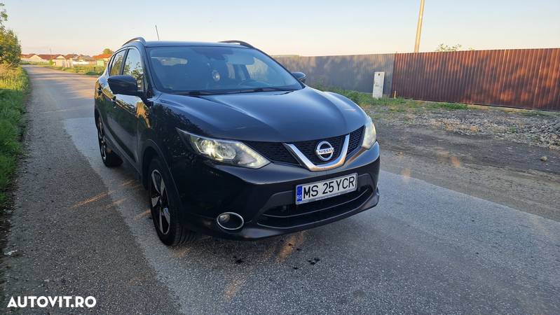 Nissan Qashqai 1.5 dCi TEKNA+ - 1