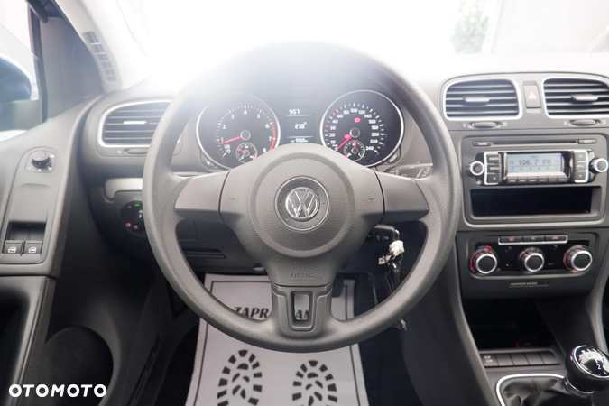 Volkswagen Golf - 14