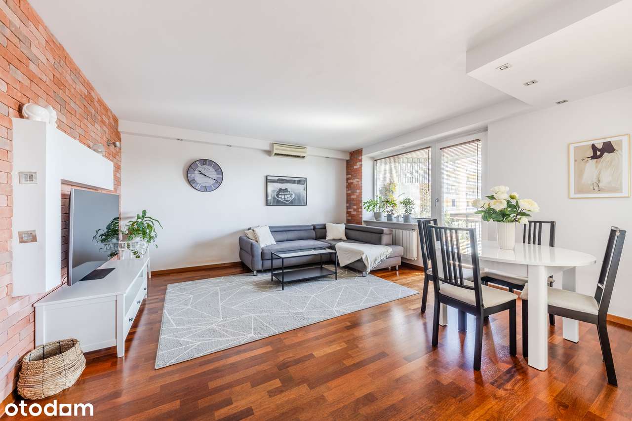 GOCŁAW 2 pokoje, balkon, piwnica.-0