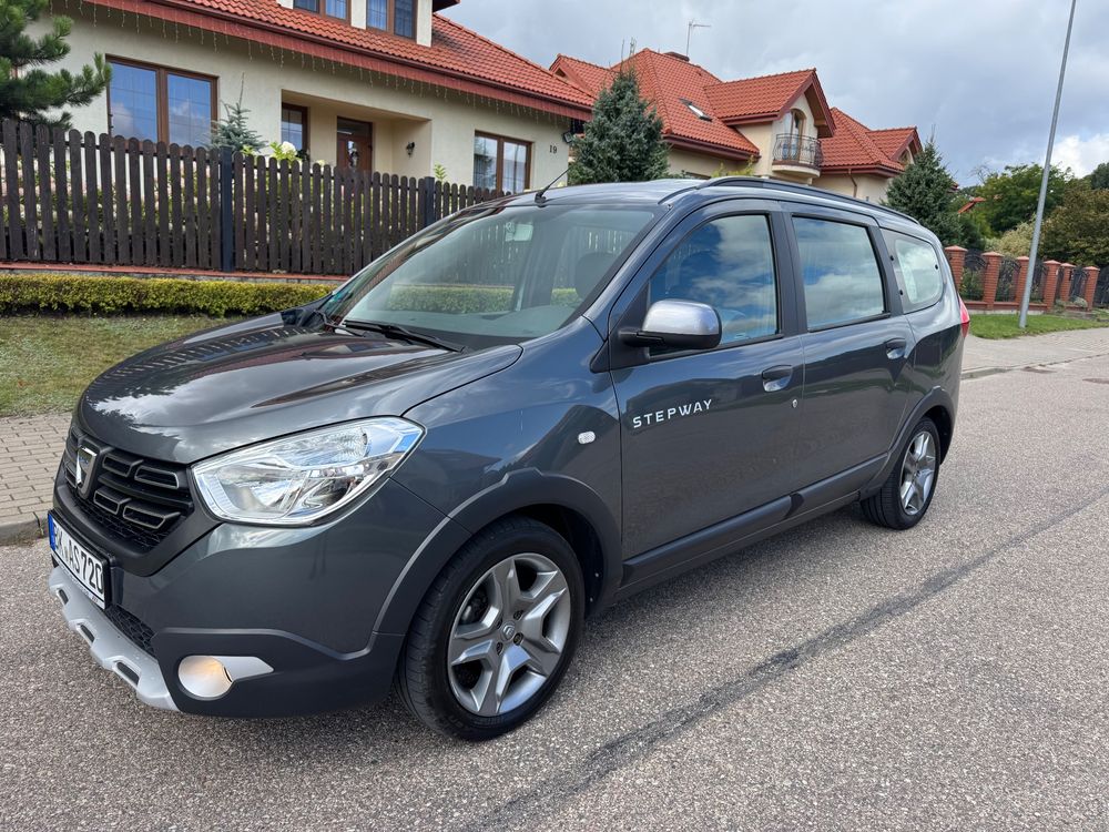 Dacia Lodgy dCi 110 Stepway Celebration 2018