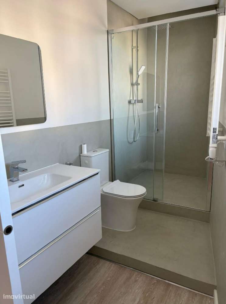 Quarto - localizado em Carcavelos Lisbon - Grande imagem: 5/9