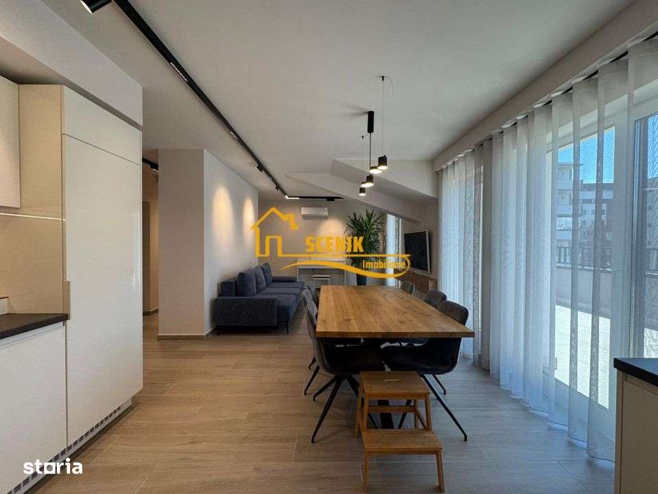 Penthouse de exceptie, vedere Tampa, acces exclusivist cu liftul pana-0