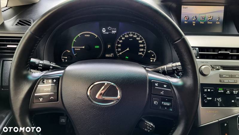 Lexus RX - 15