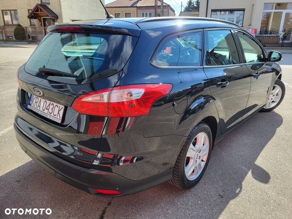 Ford Focus 1.6 Edition - 23